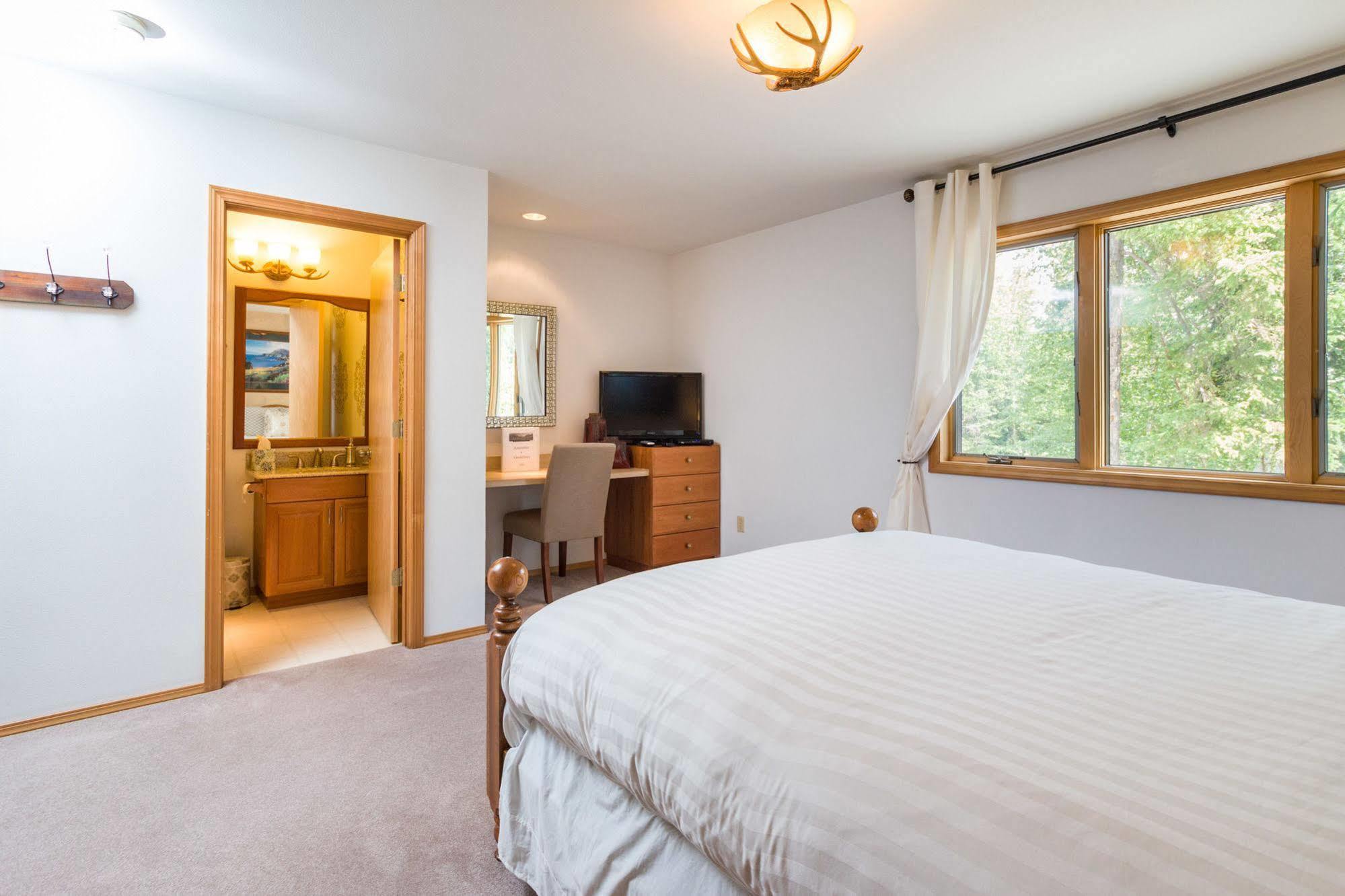 Meadow Lake View Bed And Breakfast Columbia Falls Exteriér fotografie